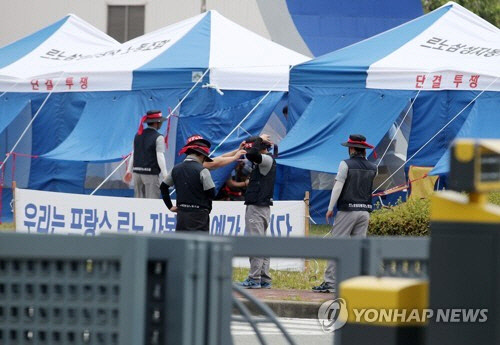 지난 6월 12일 르노삼성차 부산공장 천막 농성장. [부산=연합뉴스]